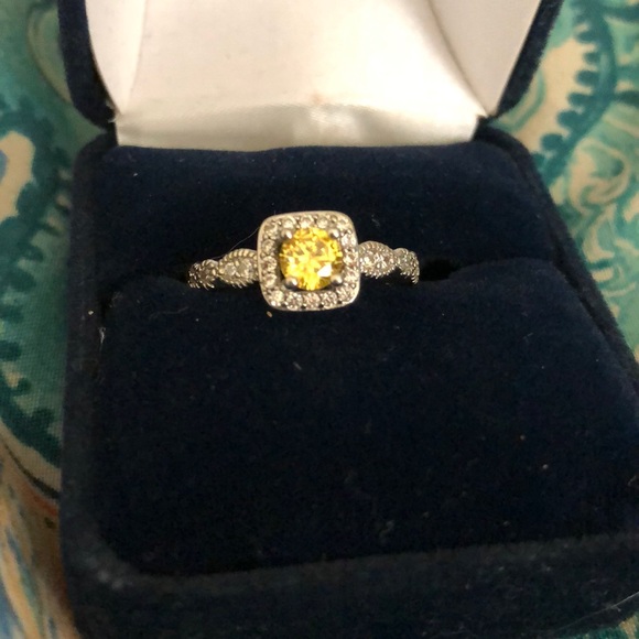 Sterling silver ring - Picture 2 of 2